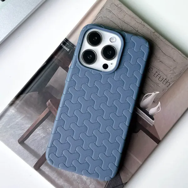 Чехол с рисунком «Blue» для iPhone 14 Pro — фото 2 Чехол с рисунком «Blue» для iPhone 14 Pro — фото 2