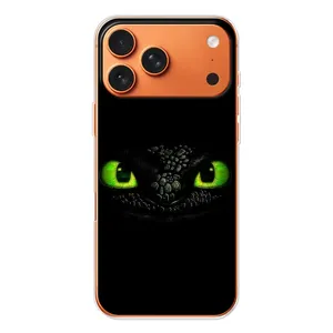 Чехол дракон Беззубик для Apple iPhone 18 Pro (Глаза Беззубика)