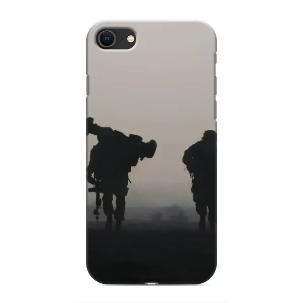Чехол с рисунком «Бой солдат» для iPhone 8 Чехол с рисунком «Бой солдат» для iPhone 8