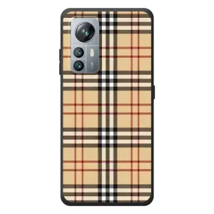 Чехол с Брендами одежды на 블랙뷰 에이85 (Burberry стиль)