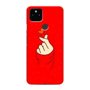 Чехлы (Знак сердечка) на Google Pixel 5a 5G (Сердце на красном)
