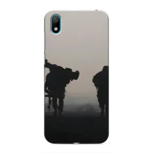 Чехлы на военную тематику для Huawei Y5 2019 (Бой солдат)