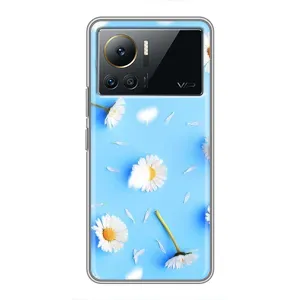 Чехол с Цветами для Infinix Note 12 Pro (4G) (ромашки на голубом)