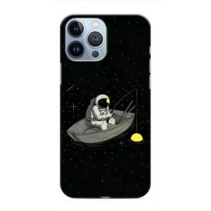 Силиконовый Чехол с принтом "Космонавты" на iPhone 13 Pro Max (Космонавт на рыбалке)