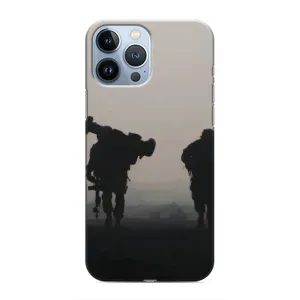 Чехлы на военную тематику для iPhone 13 Pro (Бой солдат)