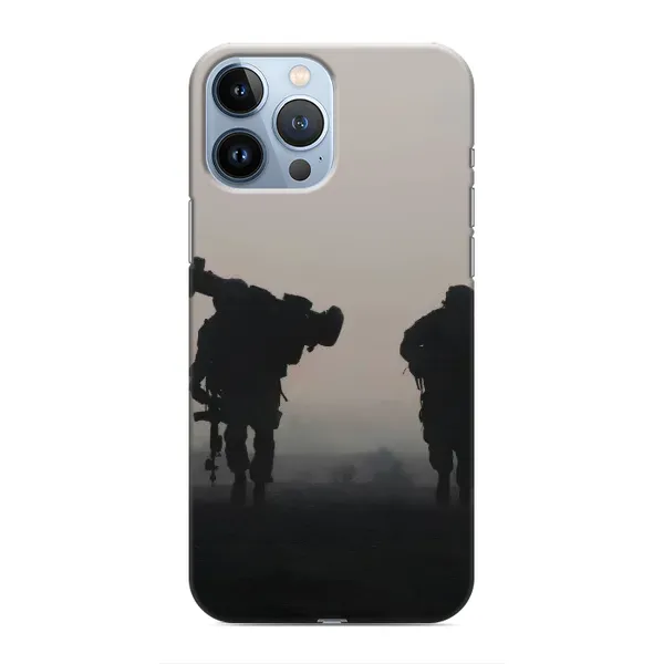 Чехол с рисунком «Бой солдат» для iPhone 13 Pro Чехол с рисунком «Бой солдат» для iPhone 13 Pro