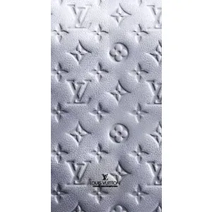 Текстурный Чехол Louis Vuitton для Айфон 14 Плюс (Белый ЛВ)