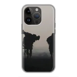 Чехлы на военную тематику для iPhone 14 Pro Max (Бой солдат)