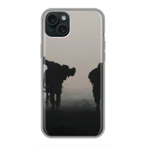 Чохли на військову тематику для iPhone 14 Plus (Бій солдат)