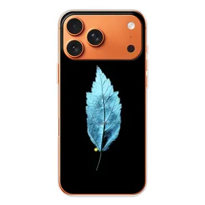 Чехол с картинками на черном фоне для iPhone 17 Pro Max (Листочек)