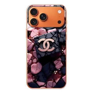 Чехол (Dior, Prada, YSL, Chanel) для iPhone 17 Pro Max (Шанель)