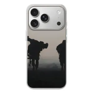 Чохли на військову тематику для iPhone 17 Pro (Бій солдат)