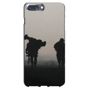 Чехлы на военную тематику для iPhone 7 Plus (Бой солдат)