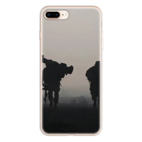 Чехол с рисунком «Бой солдат» для iPhone 8 Plus Чехол с рисунком «Бой солдат» для iPhone 8 Plus