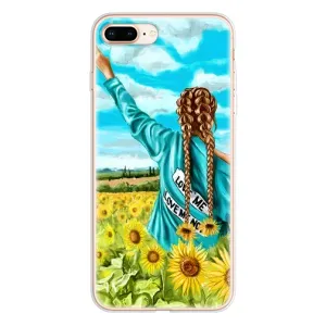 Чохол Стильні дівчата на iPhone 8 Plus (Дівчина на полі)