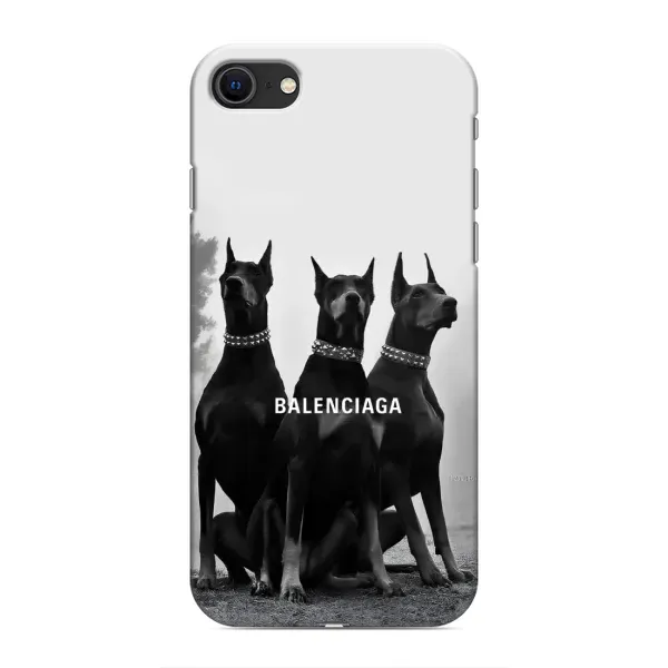 Чехол с рисунком «Три добермана» для iPhone SE (2020)
