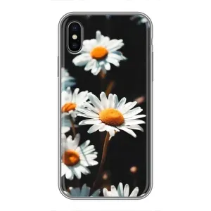 Чехол с ромашками на iPhone Xs (Белые ромашки)