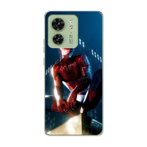 Чехол Супергерой Человека Паука на Motorola Edge 40 (Паук на доме)