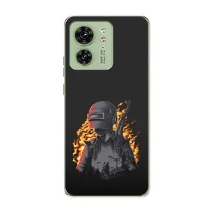Силиконовый чехол с картинкой "Герой Pubg" на Motorola Edge 40 (В огне)