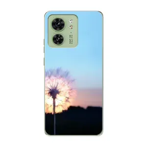 Силіконовий Чохол з кульбабками на Motorola Edge 40 (Захід з кульбабкою)