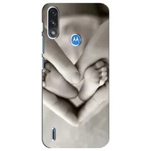 Чехлы для МАМЫ на Motorola E7 Power (Любящие руки)