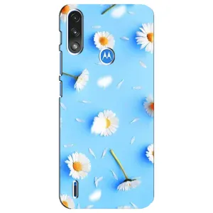 Чехол с Цветами для Motorola E7 Power (ромашки на голубом)