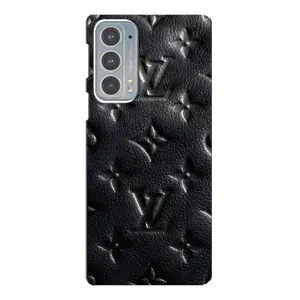 Текстурный Чехол Louis Vuitton для Мото Едж 20 (Черный ЛВ)
