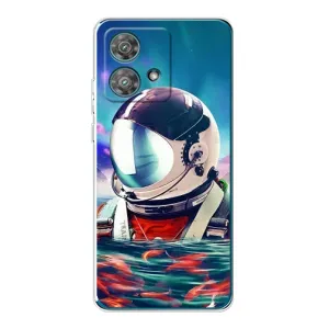 Силиконовый Чехол с принтом "Космонавты" на Motorola Edge 40 Neo (Космонавт в воде)