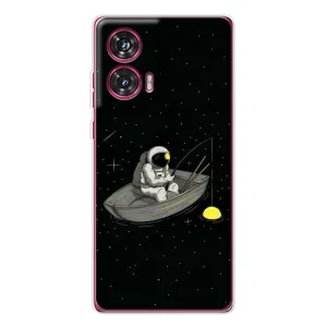 Силиконовый Чехол с принтом "Космонавты" на Motorola Edge 50 Fusion (Космонавт на рыбалке)