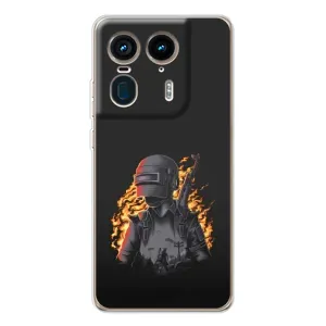 Силиконовый чехол с картинкой "Герой Pubg" на Motorola Edge 50 Ultra (В огне)