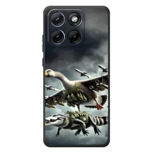 Чехол с мемами тралалело тралала для Motorola Edge 70 Fusion Plus (Гусини и крокодило)