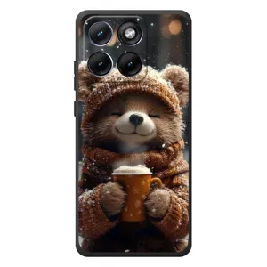 Печатный чехол «Зверята с кофе» для Motorola Edge 70 Fusion Plus (Медвежонок с кофе)