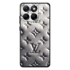 Текстурный Чехол Louis Vuitton для Моторола Эдж 70 Фьюжн (Бежевый ЛВ)