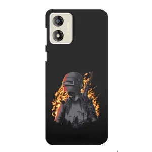 Силиконовый чехол с картинкой "Герой Pubg" на Motorola MOTO E13 (В огне)