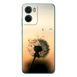 Силиконовый Чехол с одуванчиками на Motorola Moto E15 (Роздумаханый одуванчик)