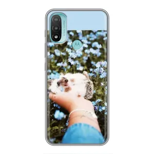 Чехлы с изображением разных животных для Motorola MOTO E20 (Ежик на руках)
