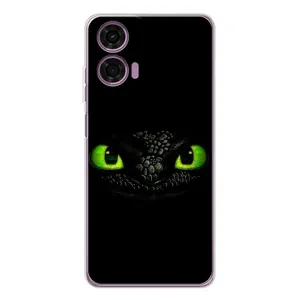 Чехол дракон Беззубик для Motorola MOTO G04 (Глаза Беззубика)