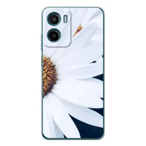 Чехол с ромашками на Motorola Moto G06 (Пол ромашки)