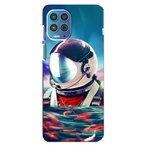 Силіконовый Чохол з принтом "Космонавти" на Motorola MOTO G100 (Космонавт у воді)