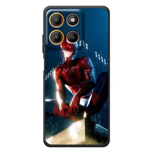 Чехол Супергерой Человека Паука на Motorola Moto G17 (Паук на доме)