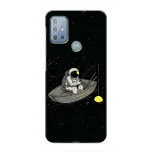 Силиконовый Чехол с принтом "Космонавты" на Motorola MOTO G20 (Космонавт на рыбалке)