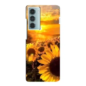 Чехол с Цветами для Motorola MOTO G200 (поле подсолнухов)