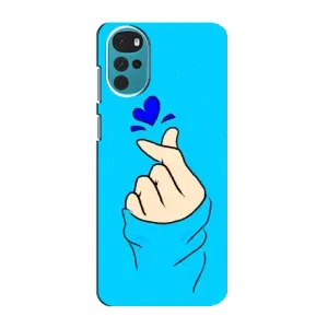 Чехлы (Знак сердечка) на Motorola MOTO G22 (Сердце на синем)