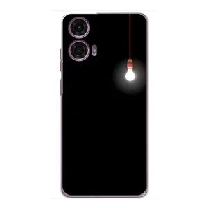 Чехол с картинками на черном фоне для Motorola MOTO G24 Power (Лампочка)