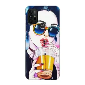 Чехол с картинкой Модные Девчонки Motorola MOTO G30 (Девушка с коктейлем)