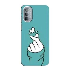 Чехлы (Знак сердечка) на Motorola MOTO G31 (Сердечко на бирюзовом)