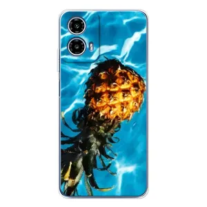 Чехол с изображением вкусной еды для Motorola Moto G35 (Ананас)