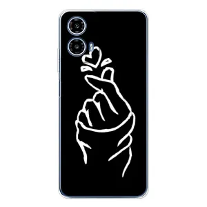 Чехлы (Знак сердечка) на Motorola Moto G35 (Сердце на черном)