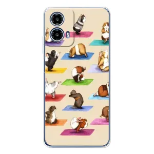 Чехол с Прикольным принтом на Motorola Moto G35 (Ёга свинок)
