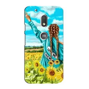 Чехол Стильные девушки на Motorola MOTO G4 Play (Девушка на поле)